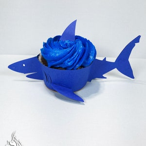 Envoltorio para cupcakes con forma de tiburón y animales del océano en papel 3D, archivo SVG, archivo de corte de papel para decoración de fiesta de cumpleaños con Cricut