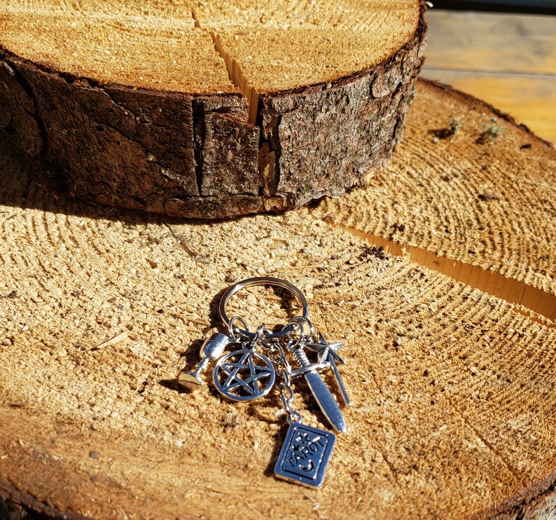 pentacles tarot card wand Tarot cards zipper charmkey chain cups sword