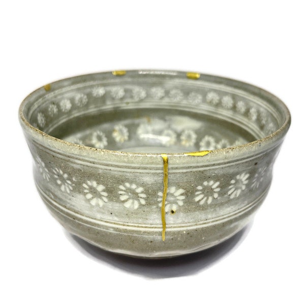 Vintage Japanese Matcha bowl repair with Kintsugi,personalized gift,mother day gift,AIKAJP