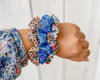 Vintage-inspired scrunchies | Liberty floral scrunchie | Red scrunchy | Pink scrunchy | Rose scrunchy | Liberty of London cotton scrunchies