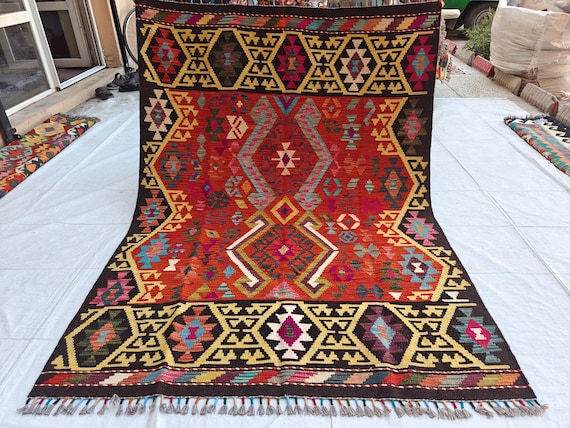 Modern Handmade Wool On Cotton Flat Weave Rug, 4'10 x 6'7 ft, Natural Vegetable Dyed, Blue & Red Geometric Indian Dhurrie, Striped Kilim Rug