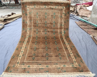 Tappeto afgano antico degli anni '30 3'9x6'4 piedi, tappeto tribale turkmeno Bukhara, tappeto di lana fatto a mano, tappeto a pelo corto in terracotta sbiadita, tappeto da camera da letto, tappeto orientale