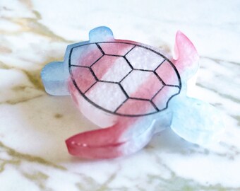 Trans Pride Turtle with White Lines - Magnet - Made In Resin