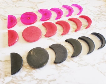 Moon Phases - Magnets - Crescent Moon Tracker - Made of Resin