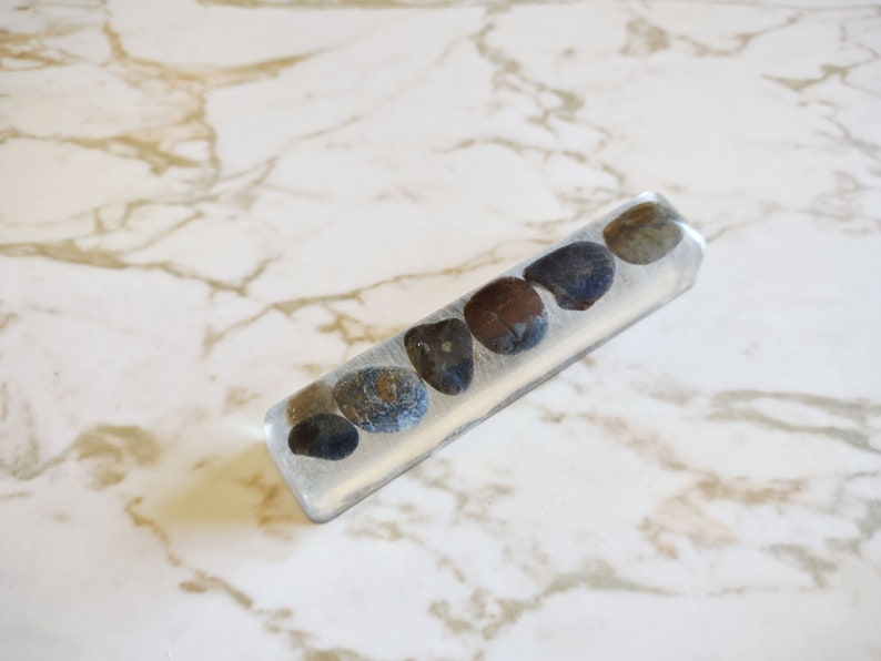 Ocean Sea Shells and Rocks Bar Sealed with Resin Rocks