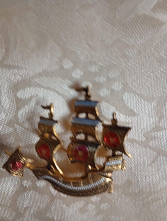 Vintage Spanish Damascene Ship Brooch View 3
