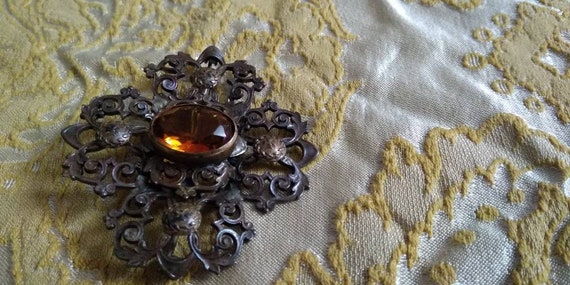 Antique Amber Filagree Brooch - image 2