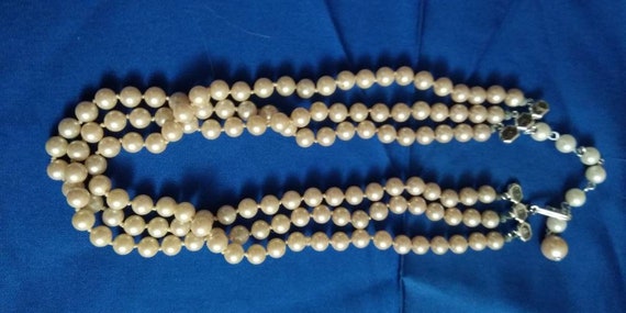 Vintage Pearl Necklace - image 2