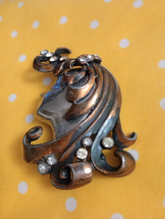 Art DecoTwo- Toned  Showgirl Brooch - image 4