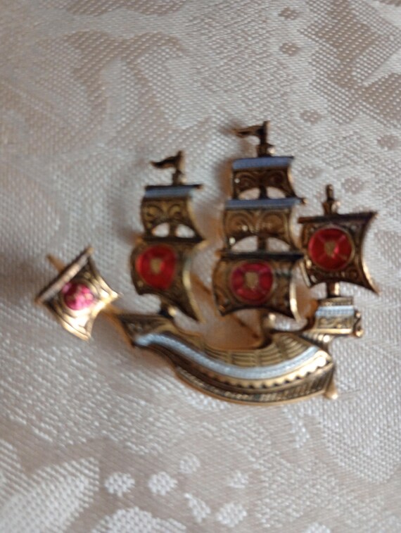 Vintage Spanish Damascene Ship Brooch View 2