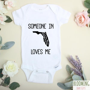 Someone In Florida Loves Me Baby Bodysuit Baby Boy Bodysuit, Baby Girl Outfit, Florida Bodysuits, Long Distance Gift, 0-3 M