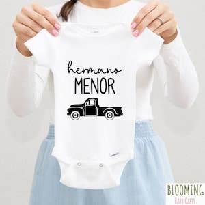 Hermano Menor Baby Outfit in Spanish, Brother Pregnancy Announcement Bodysuit, Gender Reveal for Boy, Spanish Baby Gift, 0-3 Months
