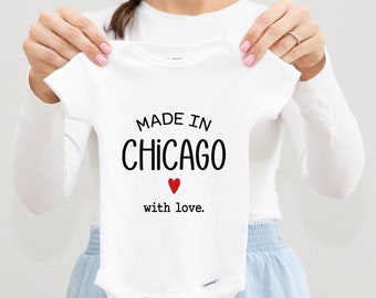 Made In Chicago Baby Bodysuit, Pregnancy Announcement, Chicago Illinois Bodysuits, Baby Reveal, Sz 0-3 M
