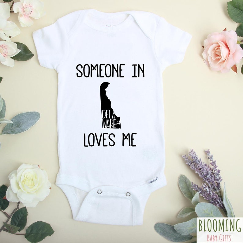 Delaware Bodysuits Baby Girl Onesie\u00ae Someone In Delaware Loves Me Onesies\u00ae Baby Boy Onesie\u00ae Long Distance Baby Shower Gifts
