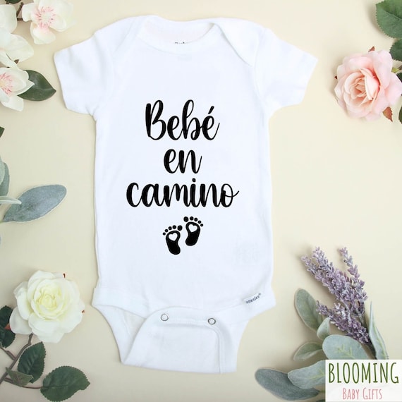 Baby On The Way Spanish Onesie®, Bebé en Camino Onesie®, Body Revelador de  Bebé Español, Anuncio de Bebé Español, Talla 0-3 Meses -  México