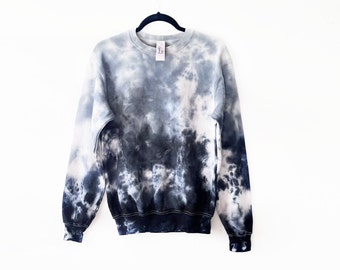 Ombre Tie Dye, Black Gre Sweatshirt, Long Sleeve, Soft Inner Lining, Cotton Polyester, Cosy Sweater, Adult Clothing, Unisex Top, Unique Gift