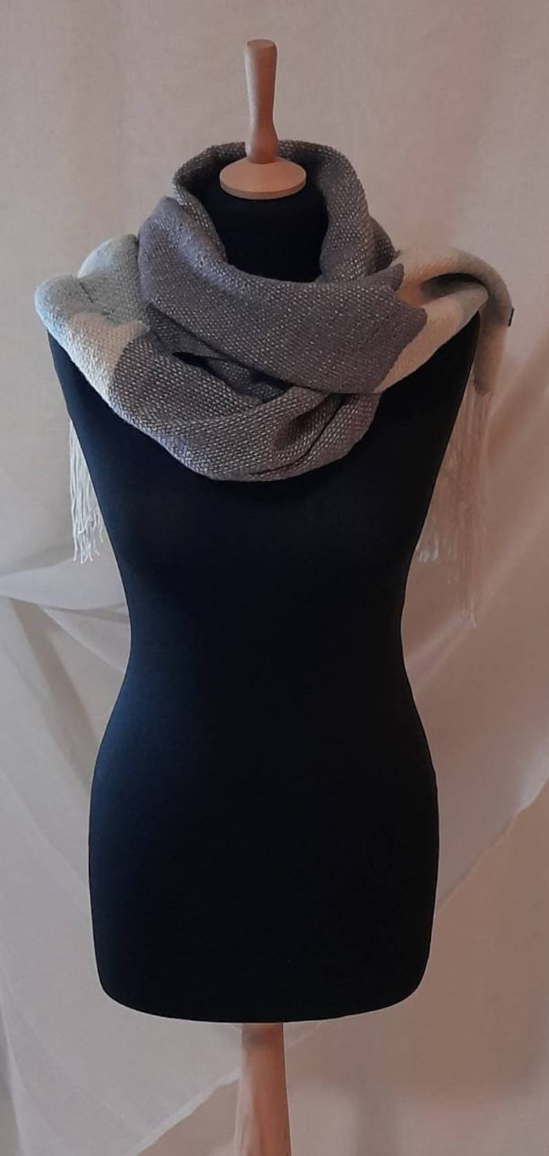 Cashmere scarf and wool from our farm In organic certification