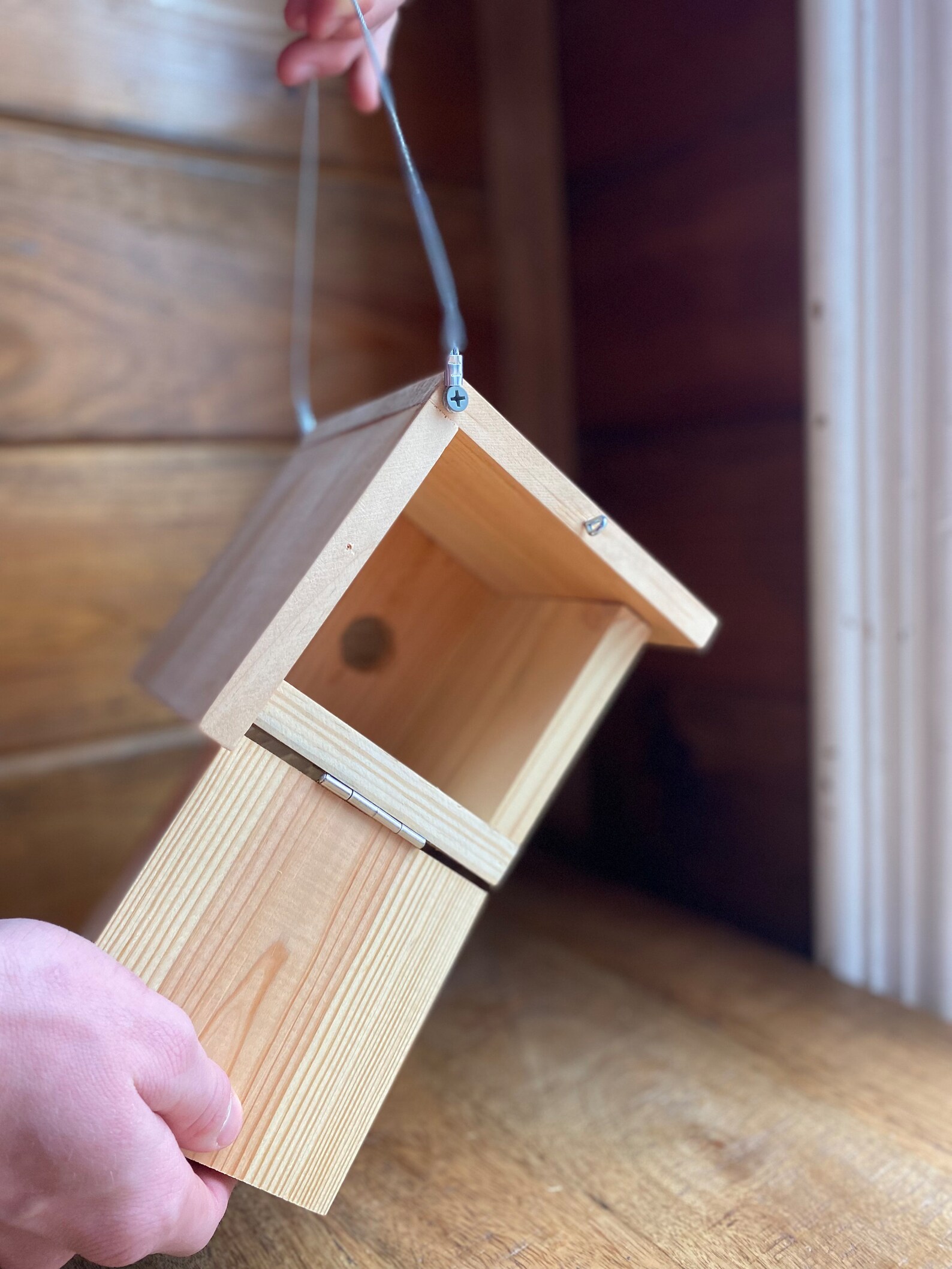 Hanging Wren Bird House, Wren Birdhouse, Simple Bird House, Small Bird House, Garden Birdhouse