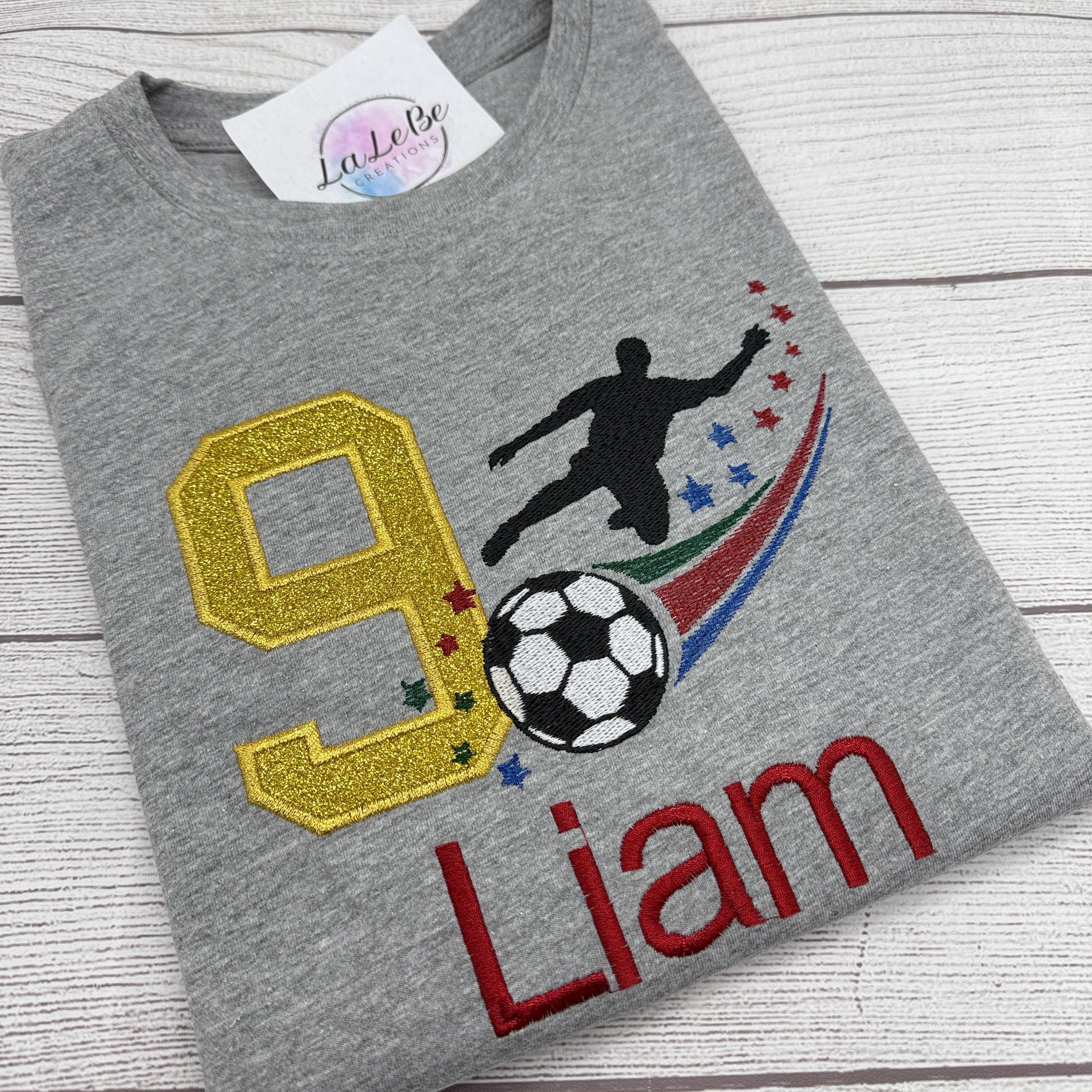 AWDis T-Shirt Polyester Personalisiertes Kinder T-Shirt Im Fußballstil – Aus Polyester Mit Name & Nummer | Druckbar Für Jungen & Mädchen Real Madrid Trikot Kinder