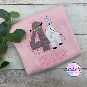 Einhorn Geburtstagsshirt personalisiert mit Name und Zahl -Sweatshirt Rosa