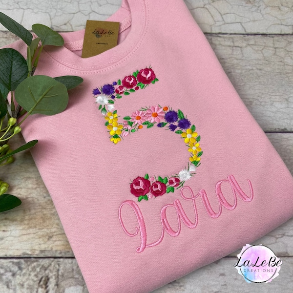 Personalisierter Geburtstags-Kapuzenpullover mit Blumenzahlen, Geburtstagsshirt mit Blumen für Mädchen, Sweatshirt für Kinder