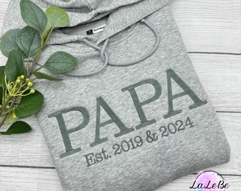 Papa Hoodie personalisiert mit dem Geburtsjahr der Kinder, Bestickter Papa-Kapuzenpullover, Weihnachtsgeschenk