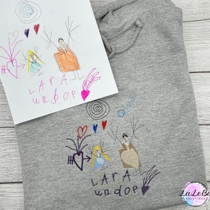 Sweatshirt mit Kinderzeichnung bestickt – Zeichnung vom Kind sticken lassen, Hoodie oder T-Shirt, XS bis 5XL