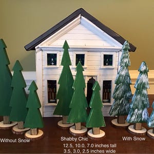 Set of 3 Wood Christmas Trees, Christmas Table Decor, Christmas Decor, Wood Pine Trees, Hand Painted Wood Pine Trees, Christmas Mantle Decor