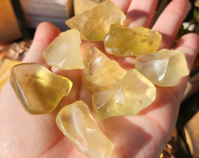 AA Grade Libyan Gold Tektite Desert Glass Meteorite Glass Alien Glass Rare Gem Meteorite Tektite from Libya