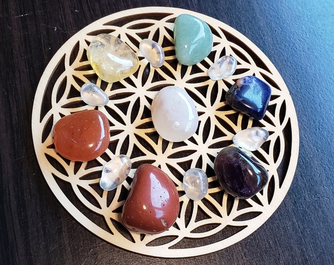 Mini Chakra Healing Crystal Grid with Flower of Life Wooden Grid