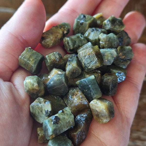 Raw Green Sapphire Gemstone - Natural Untreated Green Corundum