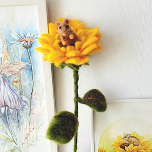Handmade Wool Sunflower in a lace pot + Felt field mouse - Cosy Space Décor - Perfect Mother's Day/ Nursery Gift - Valentines Day Gift