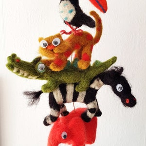 Needle Felted Animals Garland - Nursery Décor - Funny Animals Mobile - Baby/Kids Room Gift - Elephant , Zebra, Crocodile, Cat, Bird