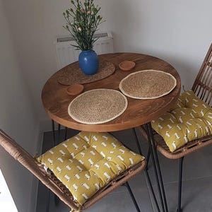 Extra Chunky round rustic dining table - featured in Vogue 2023 image 2