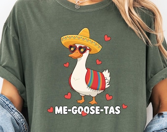 Me Goose Ta comfort color Shirt, Goose Lover shirt, Silly Goose tshirt, Spanish Goose Tee, Funny Spanish Mom Gift, Me Gusta Mexican Goose,