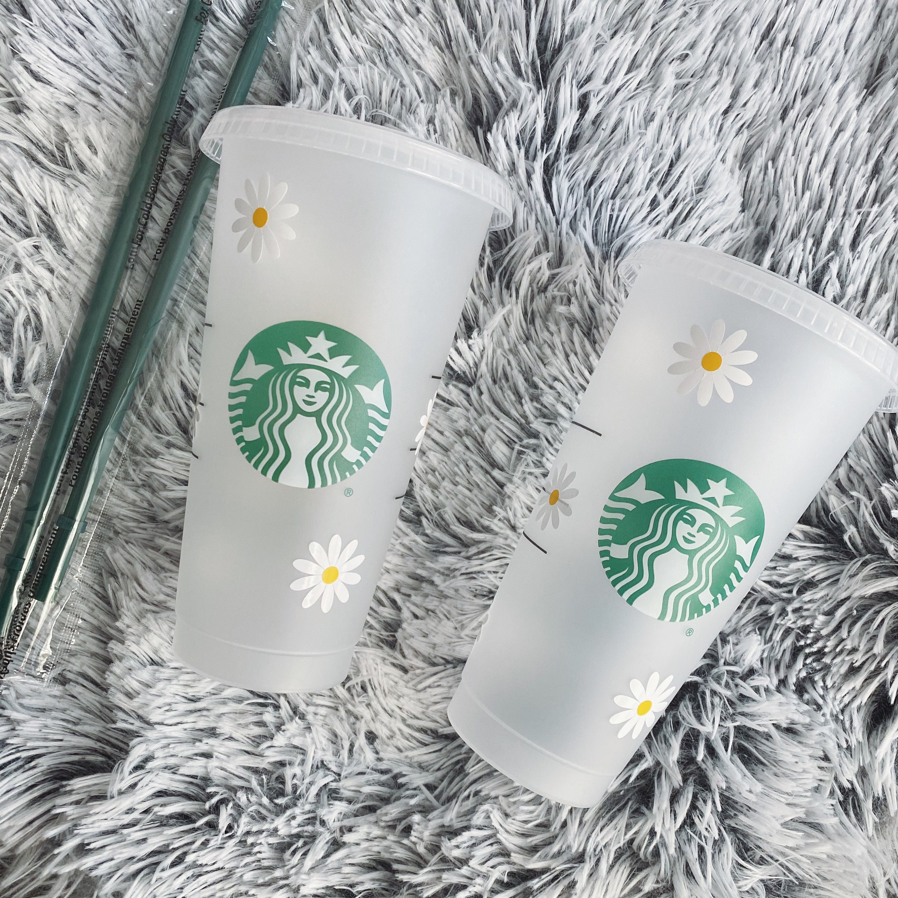 Reusable Daisy Starbucks Tumblers - White