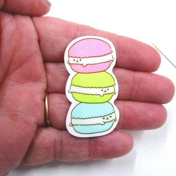 Macroon Flatback Resin Needle Minder Macroon Flatback Resin Needle Minder