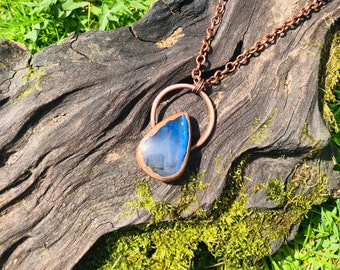 Dainty Labradorite Necklace. Labradorite. Electroformed Necklace. Copper Necklace. Healing Crystal.