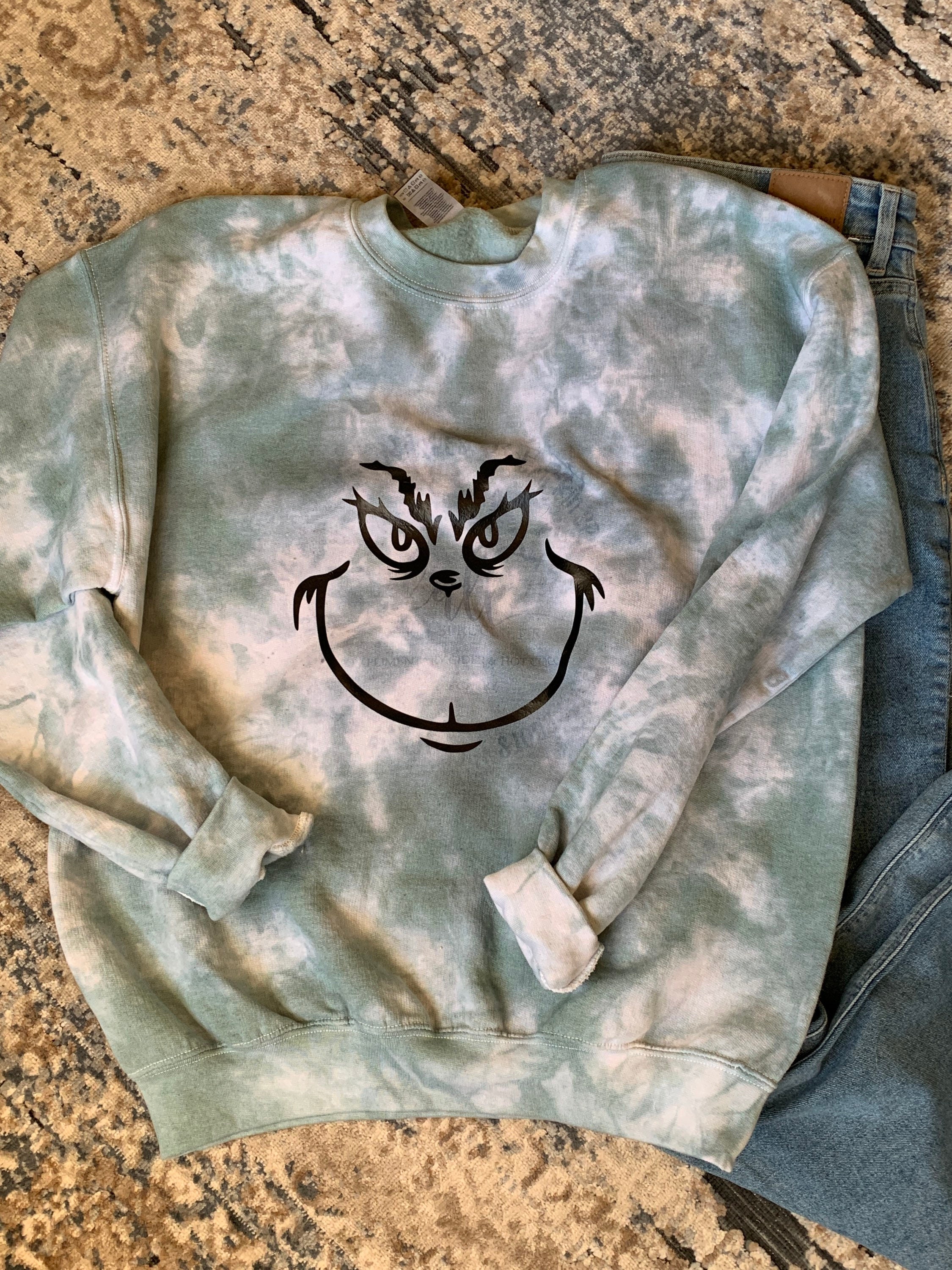 grinch crewneck sweatshirt
