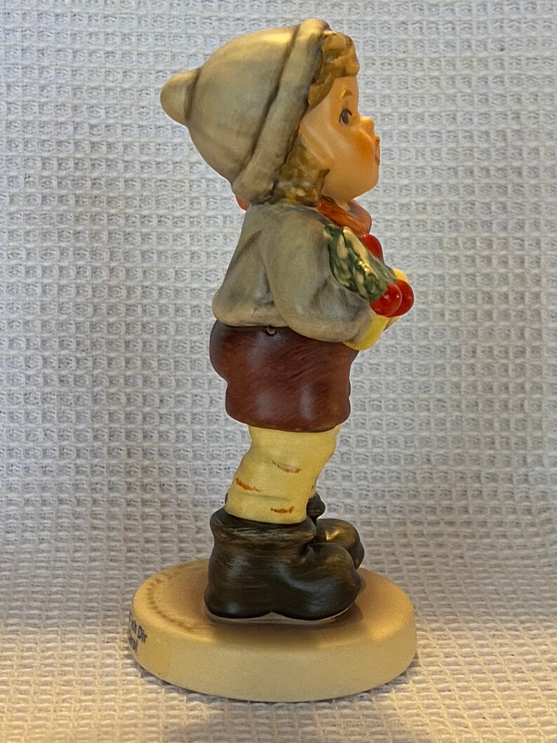 Authentic Goebel M.I Hummel Figurine CHRISTMAS CAROL HUM #2073B TM8 Goebel Germany