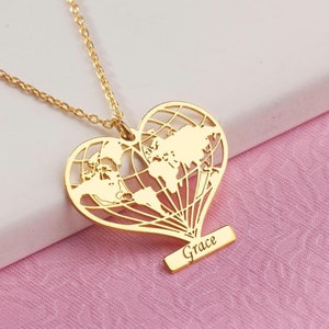 Collier terre personnalisé, pendentif monde coeur personnalisé, bijoux globe, cadeau envie de voyager, collier carte, bijoux planète, cadeau d'anniversaire pour maman