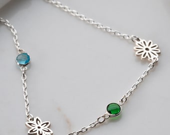 Pulsera de plata de ley con flor de nacimiento y piedra de nacimiento personalizada