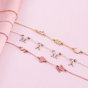 Collar de carta de mamá, regalo personalizado inicial para ella, collar de oro, collar de nombre personalizado, collar personalizado, regalo para mamá, regalo de mamá