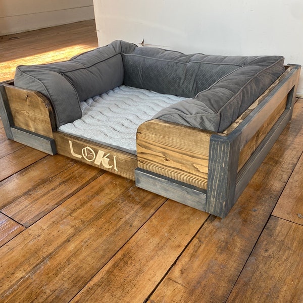 Dog bed,dog bed frame,solid wood dog bed,farmhouse dog bed,rustic dog bed,pet bed cat dog,furniture bed / custom name