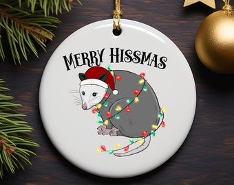 Merry Hissmas Christmas Possum Ceramic Round Ornament
