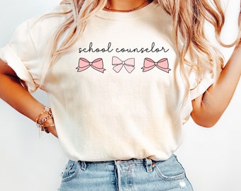 Maglietta per consiglieri scolastici Comfort Colors®, regalo per consiglieri scolastici Coquette, maglietta per consiglieri di orientamento, scuola per terapisti, psicologo scolastico