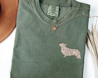 Comfort Colors® Corgis T-Shirt, Wildblumen Corgis Shirt, Cottage Core Corgis Mama T-Shirts, Corgis Liebhaber Geschenk, Hund Mutter Geschenke, Pembroke Welsh Corgis