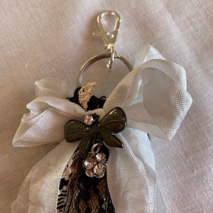 Shabby Chic Bag Tassel