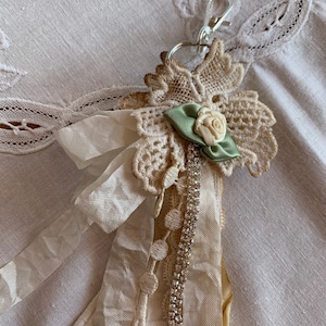 Shabby Chic Bag Tassel