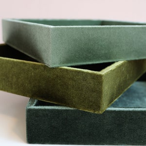 Sage Green Square Velvet Display zdjęcie 5